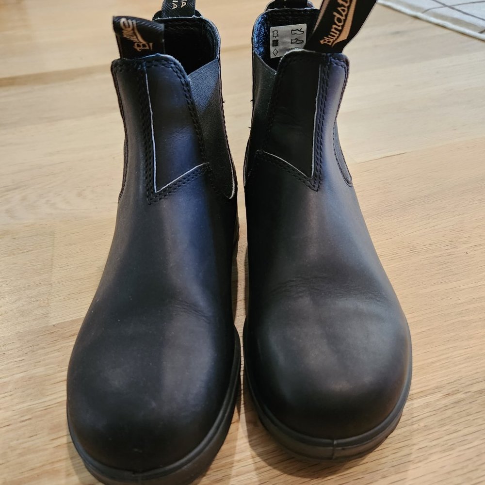 New Black Blundstone 510 Original Chelsea Boots